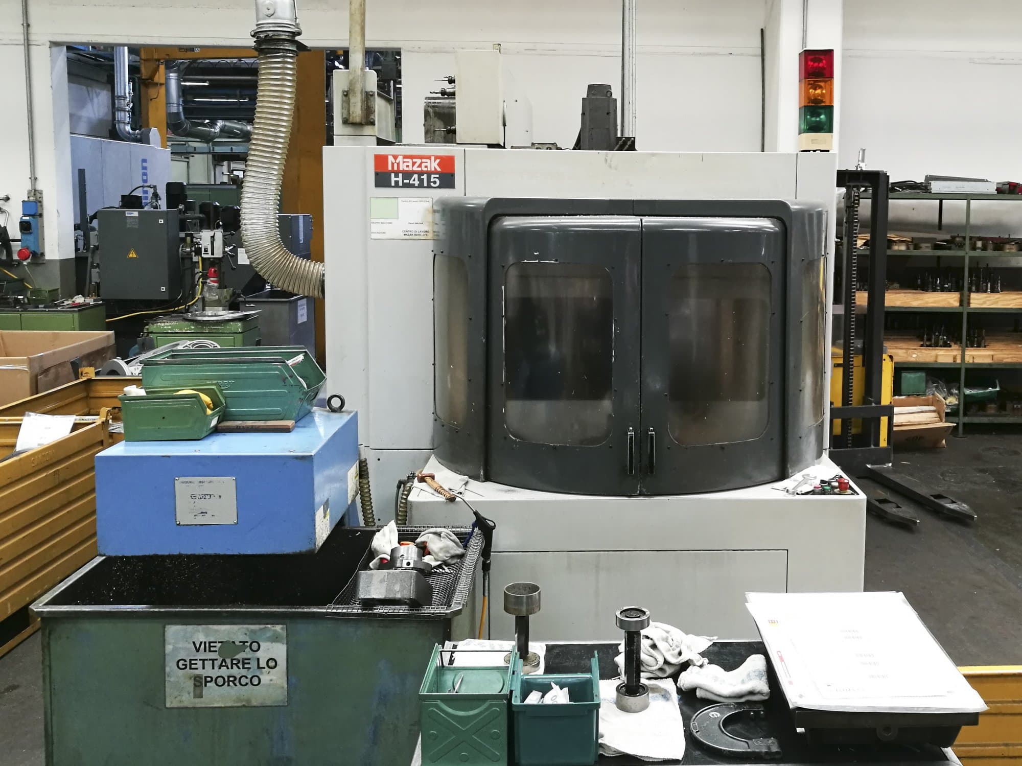 Front view of Mazak H-415 machine