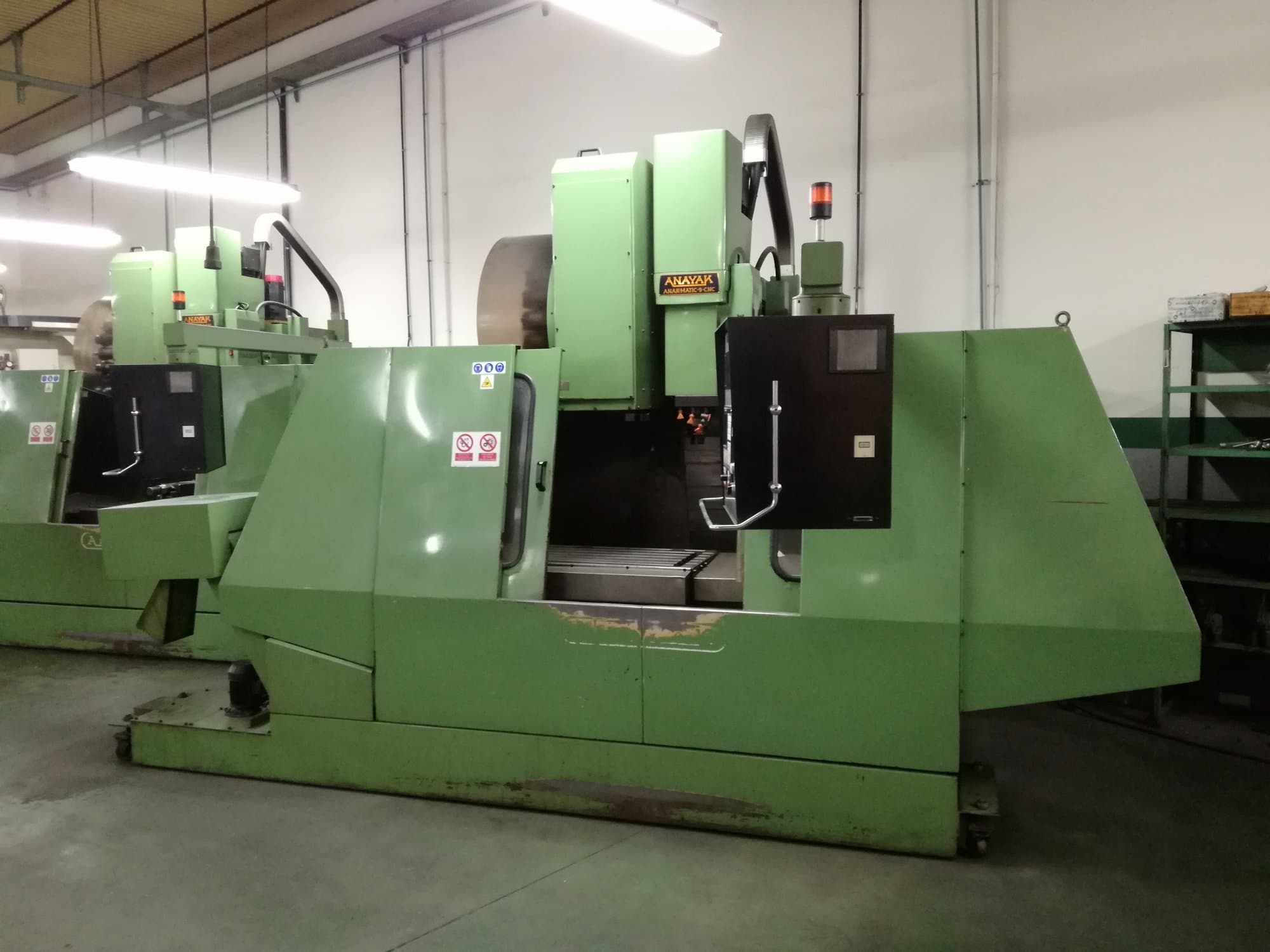 Front view of ANAYAK ANAKMATIC 9 machine