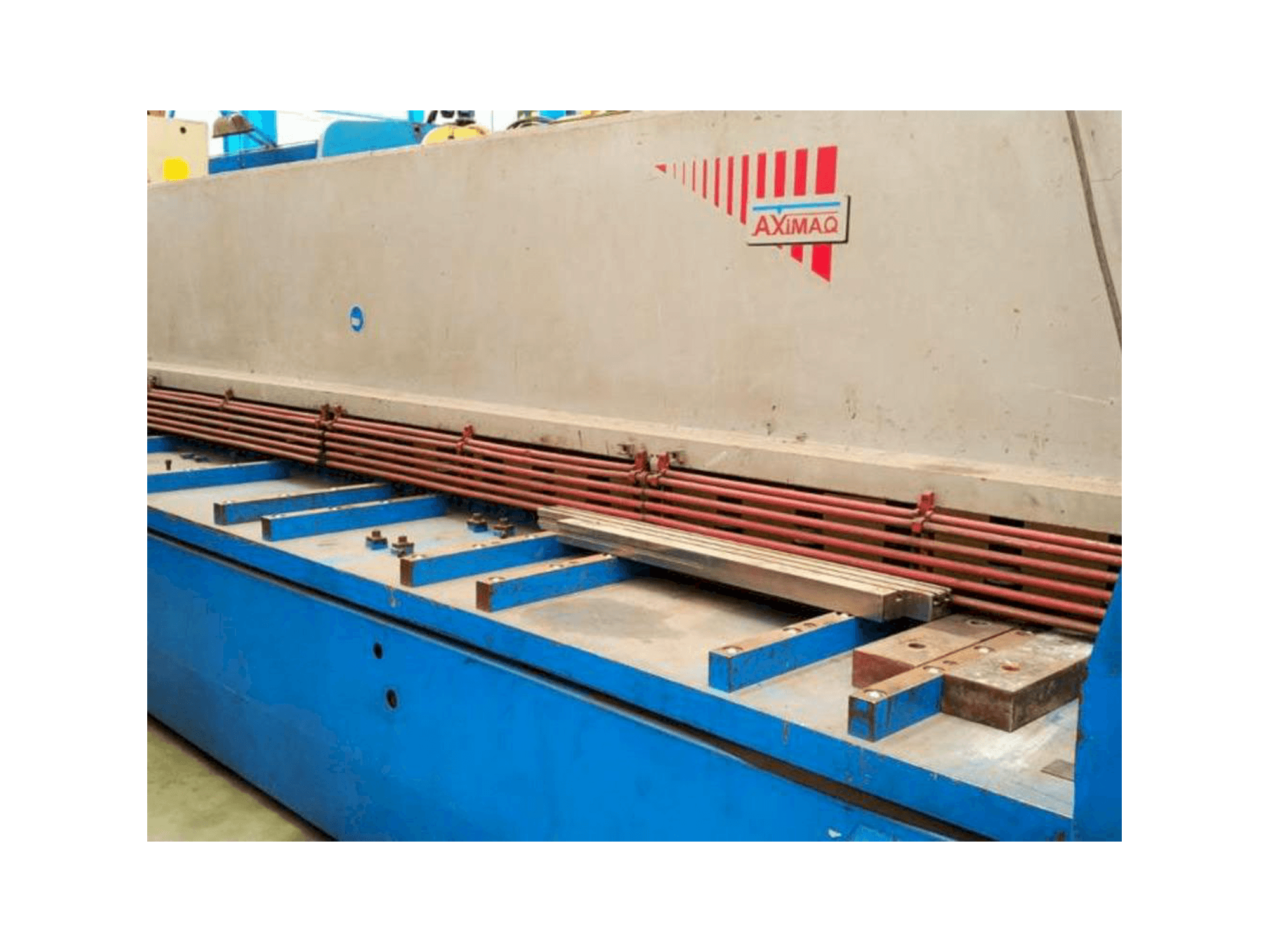 Front view of Axial CP-1060 machine