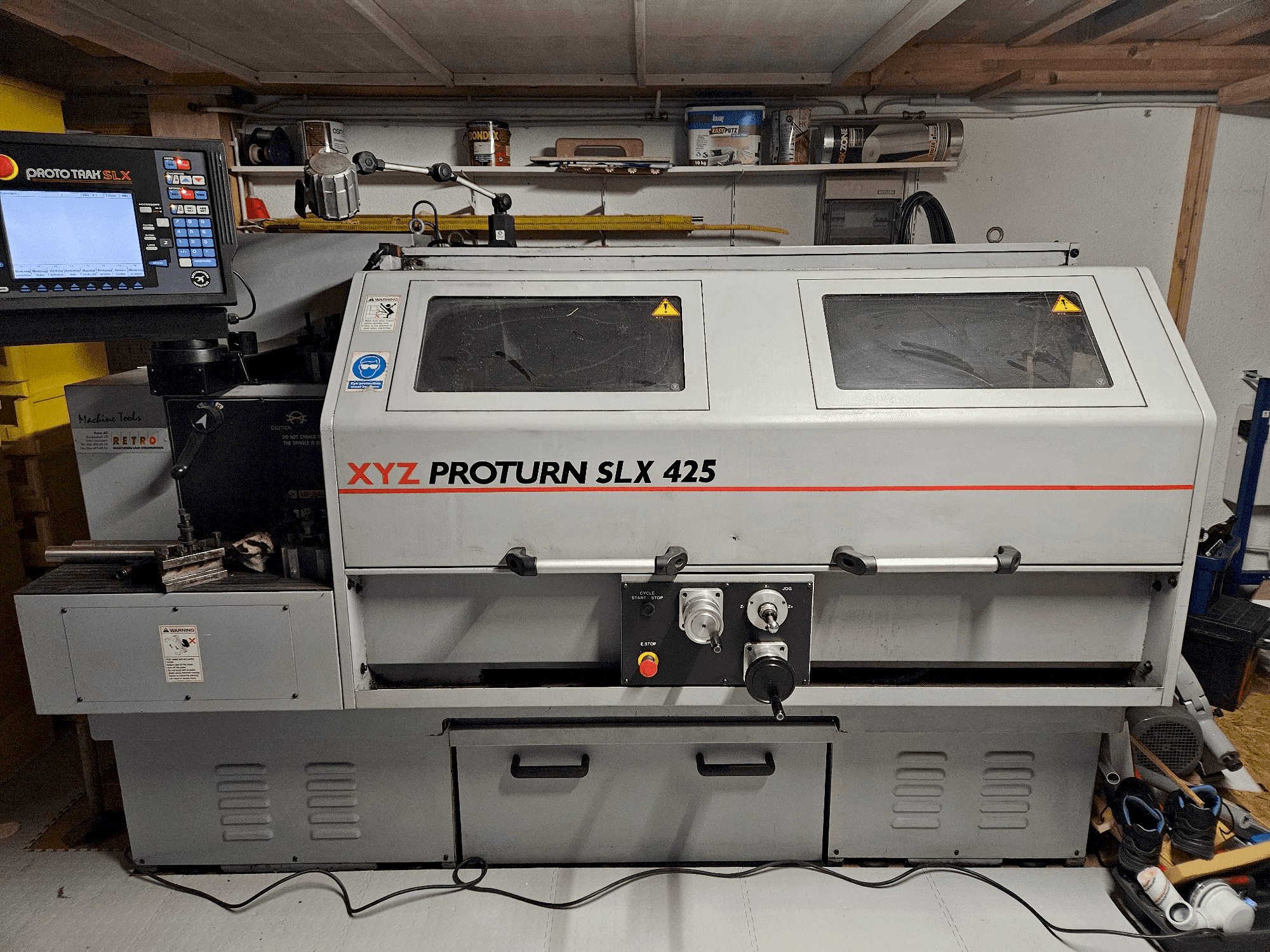 Front view of XYZ Proturn SLX 425 machine