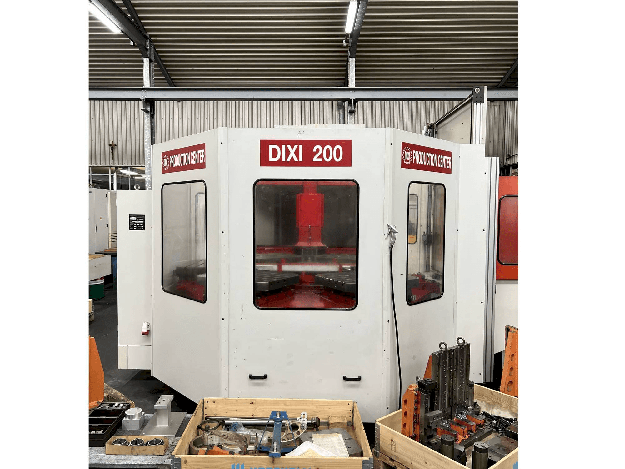 Front view of DIXI 200 machine