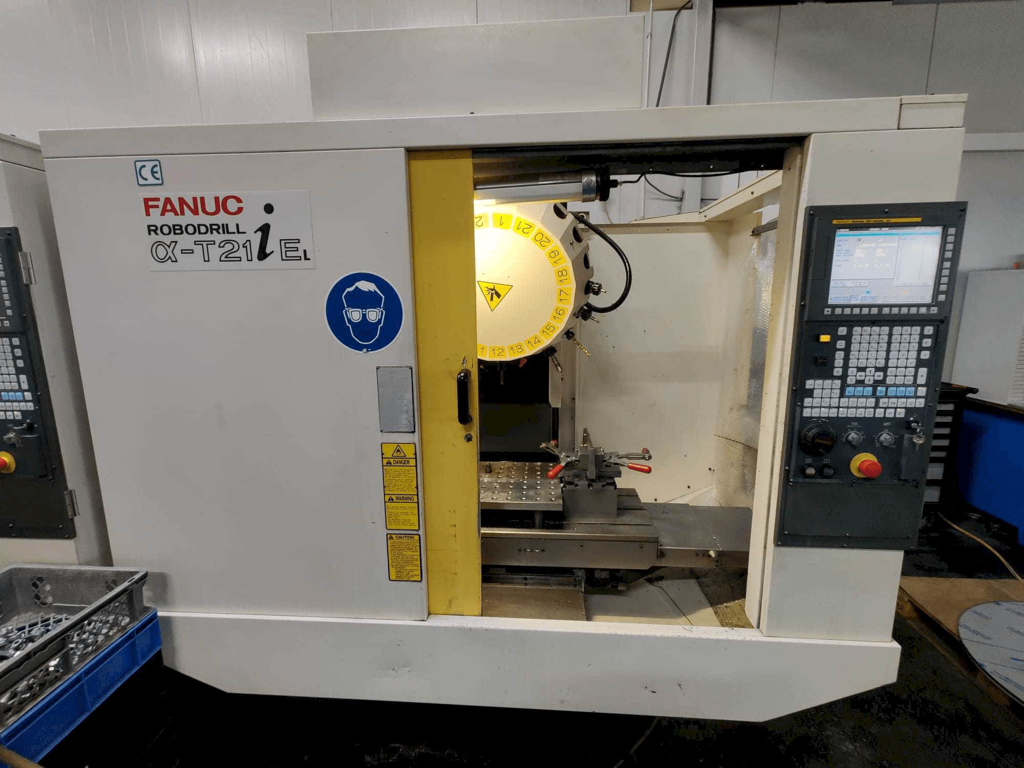 Front view of FANUC Robodrill α-T21iEL machine