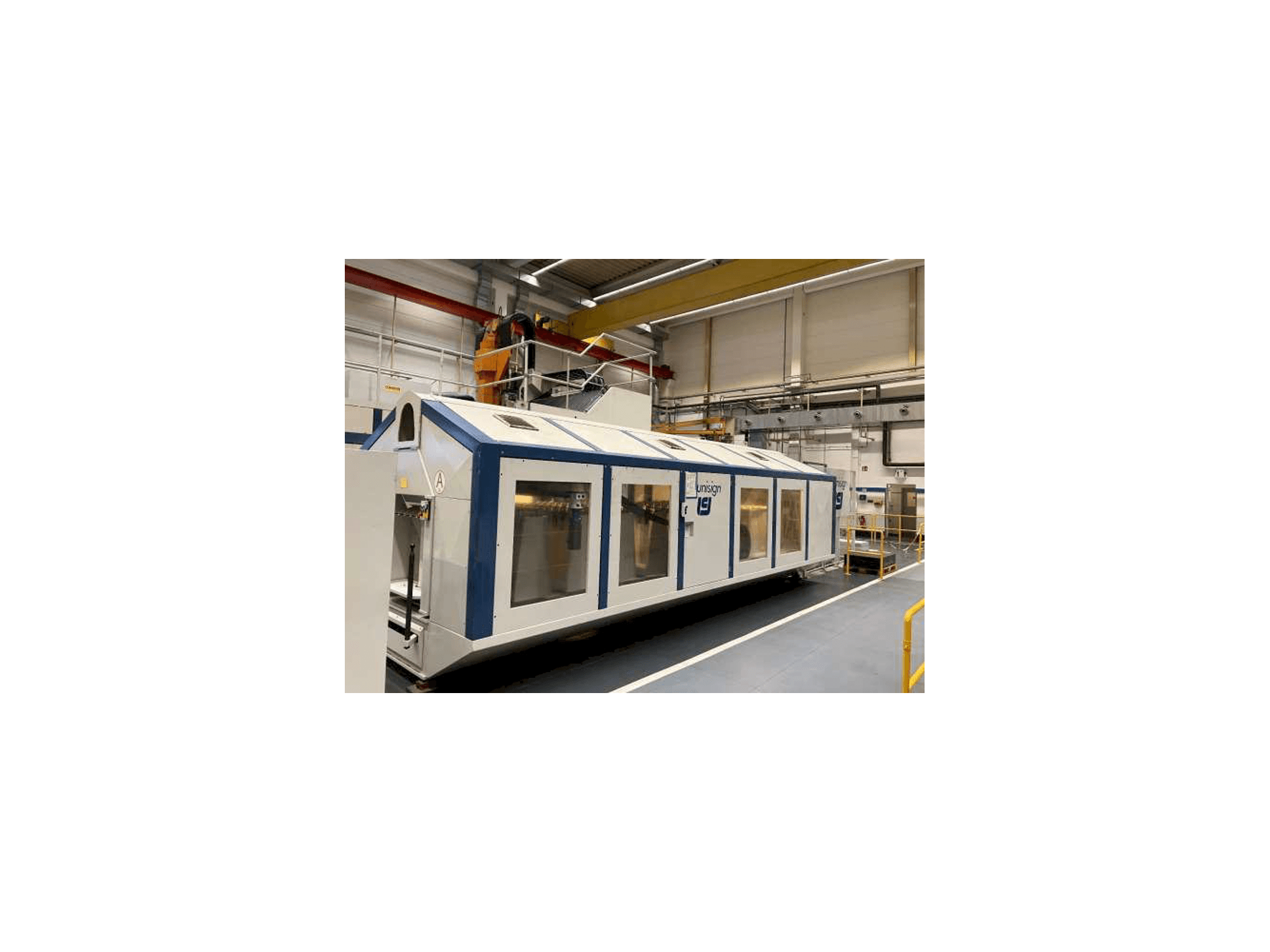 Front view of Unisign UNICOM 8 machine