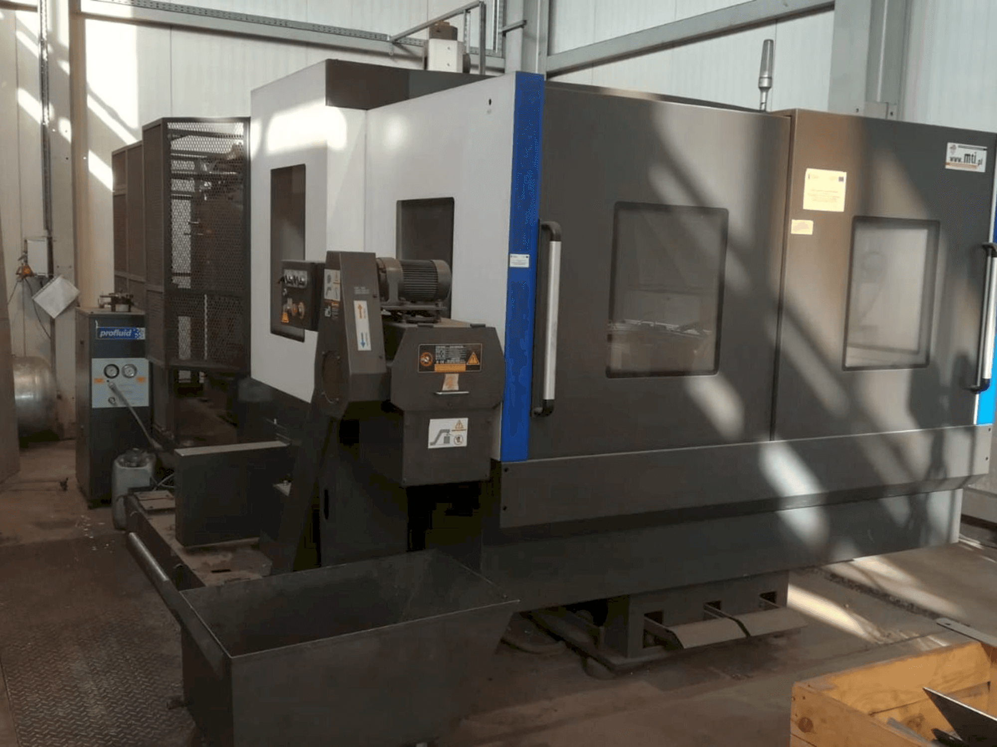 Front view of Hyundai Wia KH63G machine