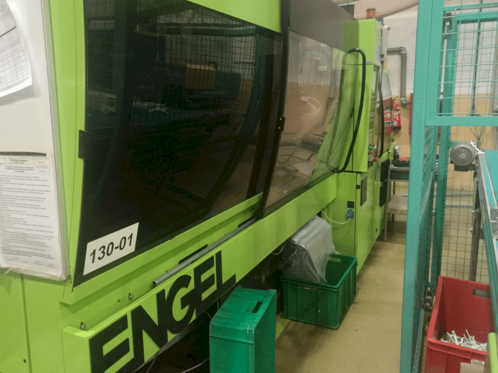 Left view of ENGEL VICTORY 650/130 Tech Machine